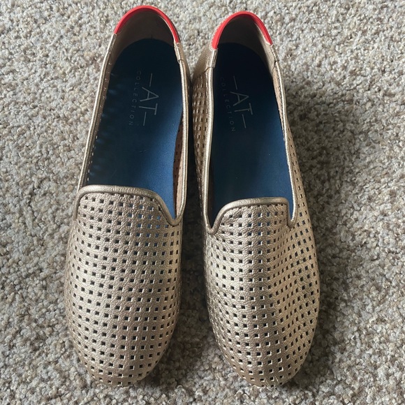 Adam Tucker Shoes - Gold/red Adam Tucker loafer